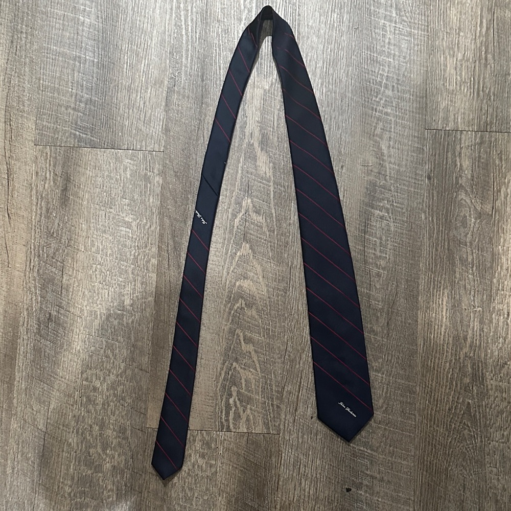 Classic Navy and Red Striped Men's Tie